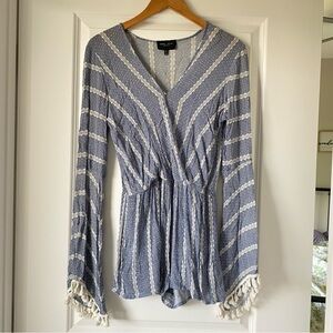 Romeo & Juliet Couture Navy and Cream Patterned Top